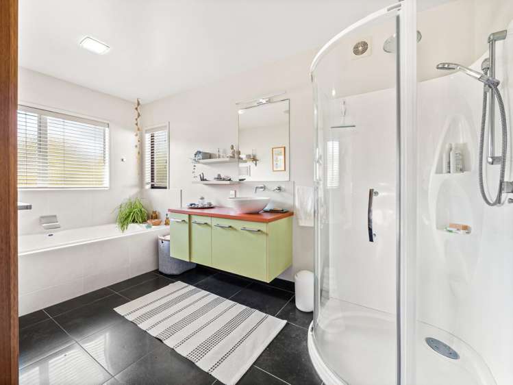 29 Dunrobbin Place Gate Pa_22