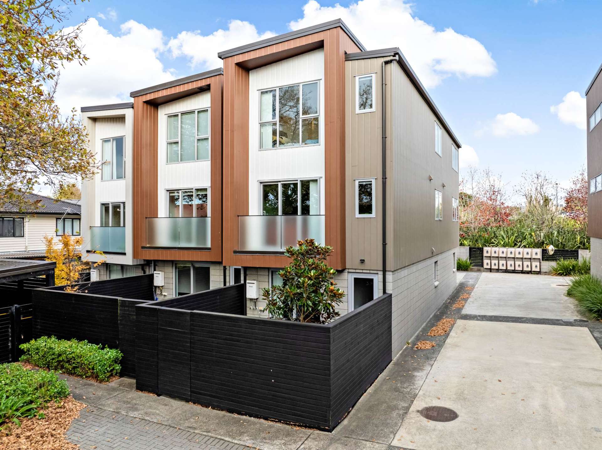 1358C Dominion Road Mt Roskill_0