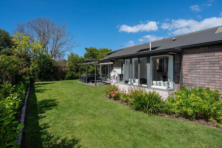8 Bishops Close Greenmeadows_22