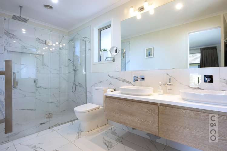 11 Canoe Lane Riverhead_28