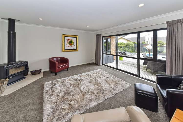 2 Church View Road Waiau Pa_5