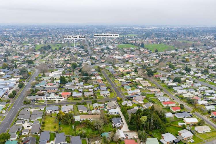 39 Springfield Crescent Enderley_28