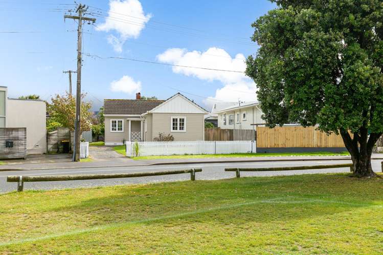 8 Crawford Green Miramar_13