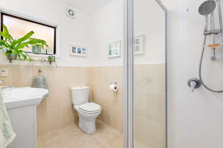 46 Saddleback Rise Murrays Bay_12