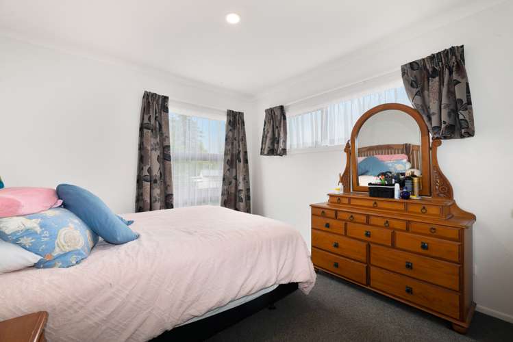 10 Bay Grove Pukehangi_19