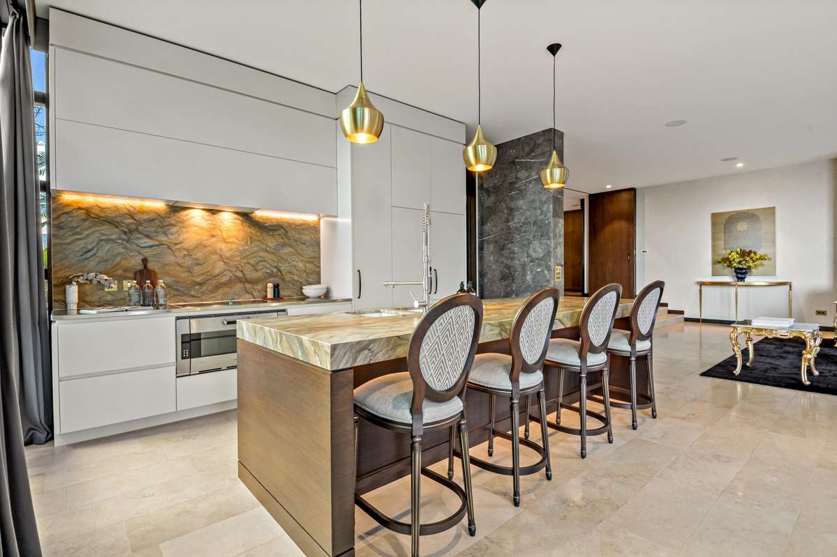 2A Crescent Road_5
