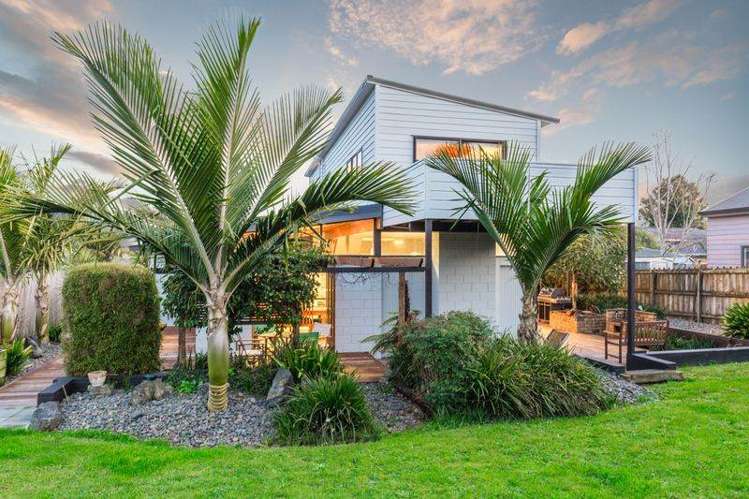 16 Sorrel Crescent Bucklands Beach_10