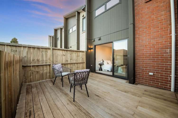 8/63A Owairaka Avenue Mount Albert_23