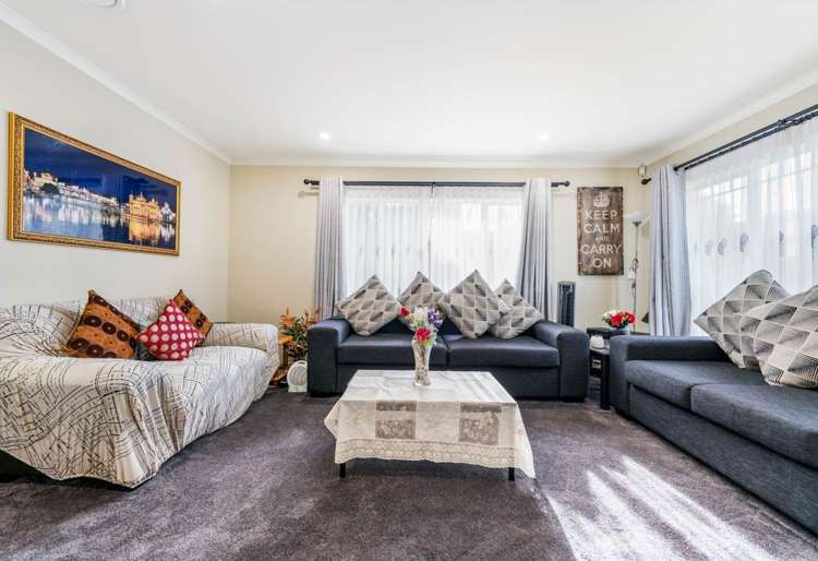 20 Bridgefield Crescent Flat Bush_5