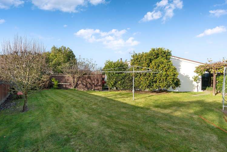 8 Miller Place Masterton_21