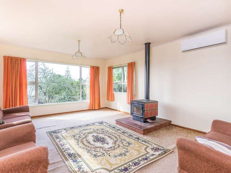 8 Sarona Avenue Glen Eden_11