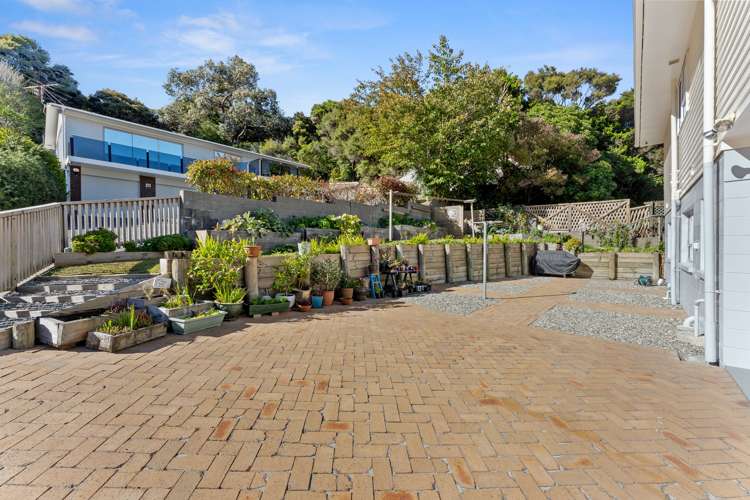 37 Holland Street Wainuiomata_21