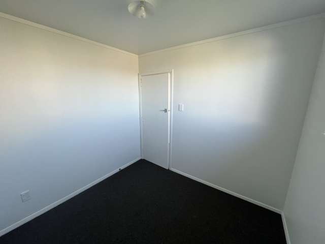 4/58 Weld Street Feilding_3