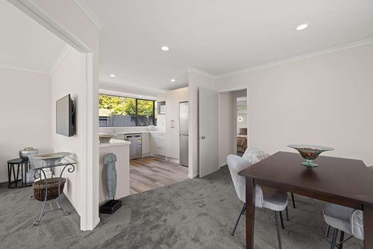 2/30 Townshend Crescent_3