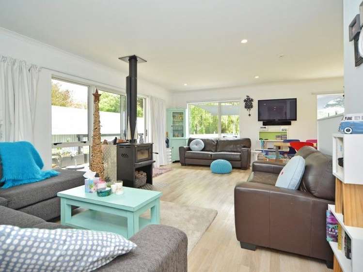 72 Blue Pacific Parade Riversdale Beach_17