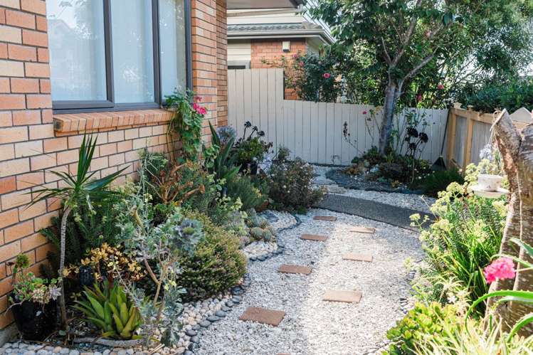 17 Agapanthus Place Flat Bush_14