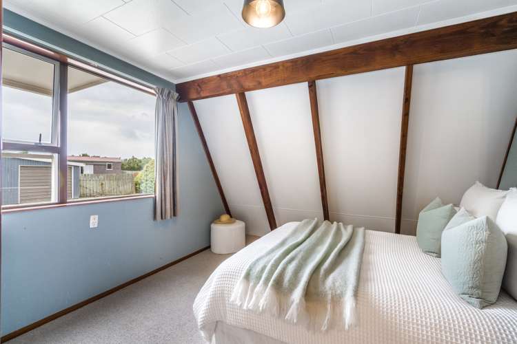 266 Bay Road West Plains_13