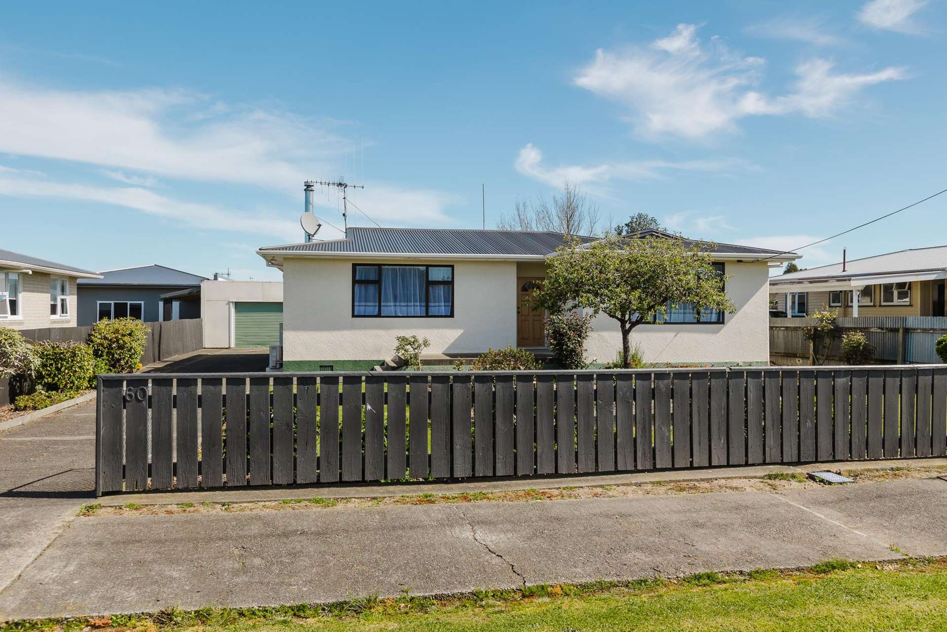 60 Sherwill Street East Feilding_0