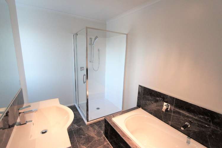 6 Pear Tree Lane Glenview_8