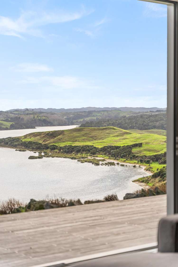 37 Pa Road Kaiwaka_18