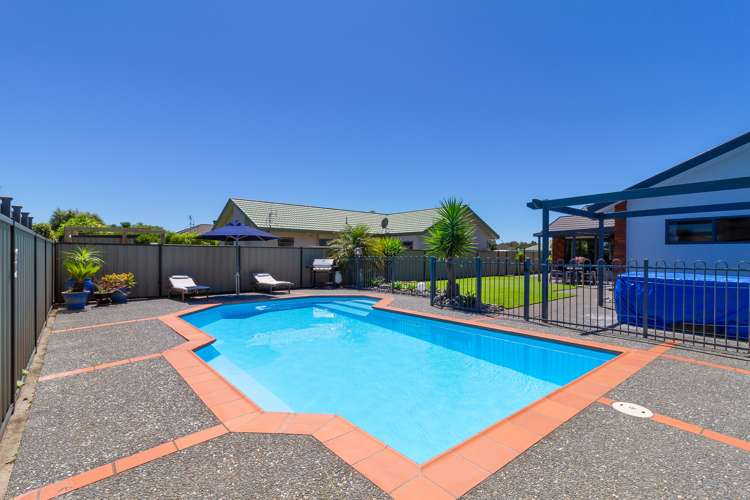 21 Kensington Drive Taradale_15