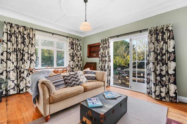 Charming 1930s Cottage in a Prime Location