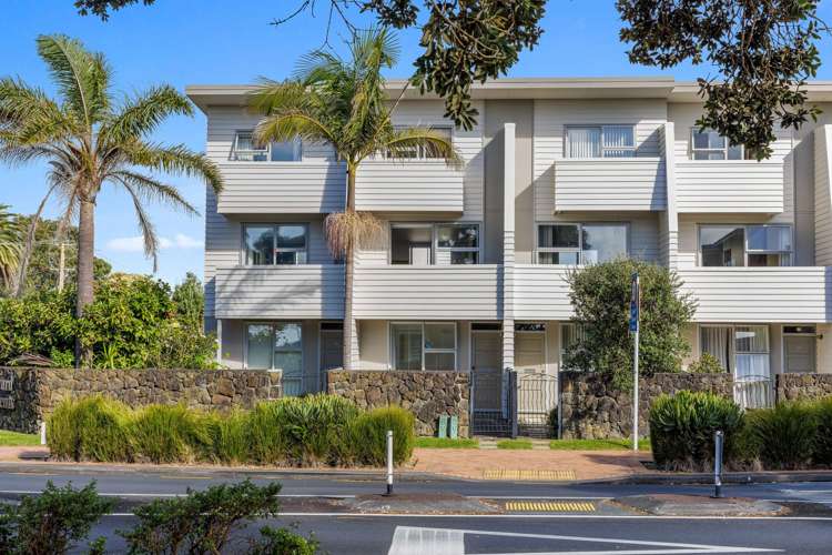 39/3 Riverside Road Orewa_10