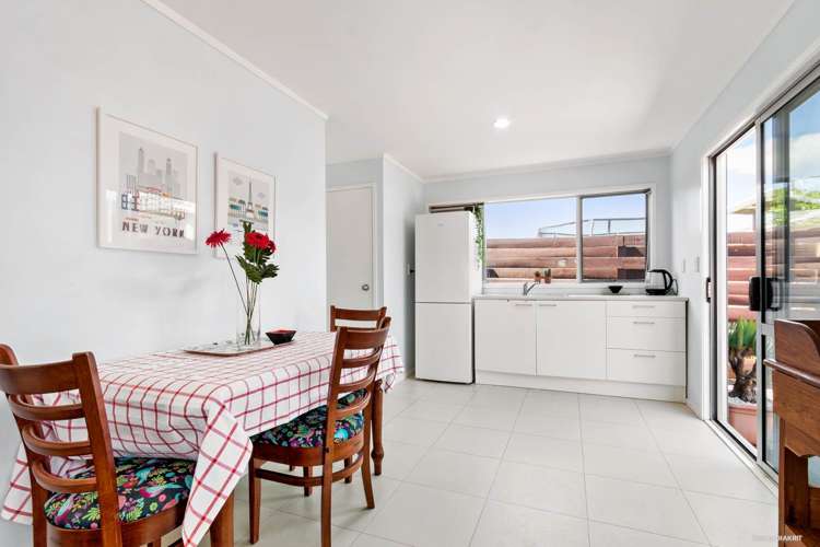 17a Stanniland Street Sunnyhills_12