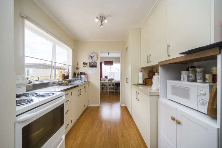 8b Geraldine Crescent Cloverlea_8