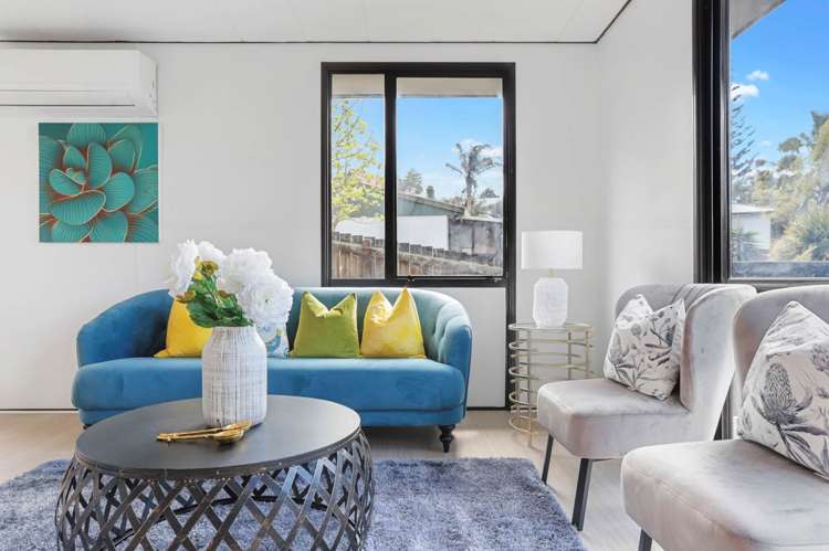 1/233 Glengarry Road Glen Eden_2