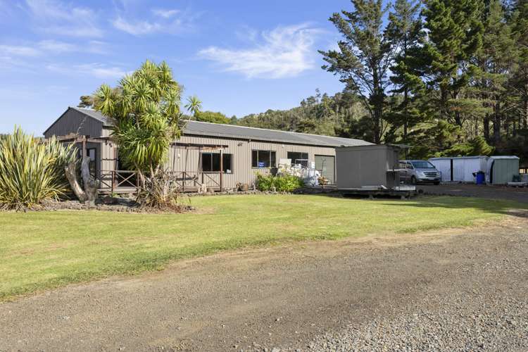 68 Bethells Road Waitakere_17