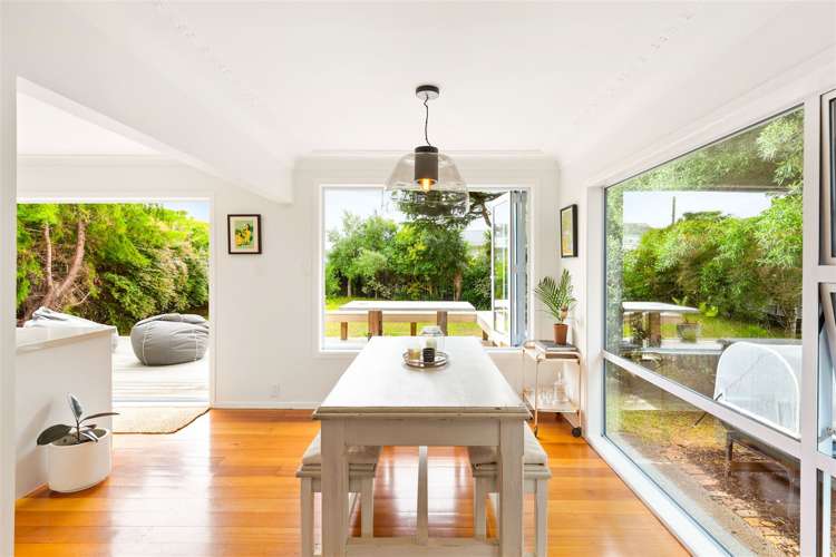 4 Divich Avenue Te Atatu South_6