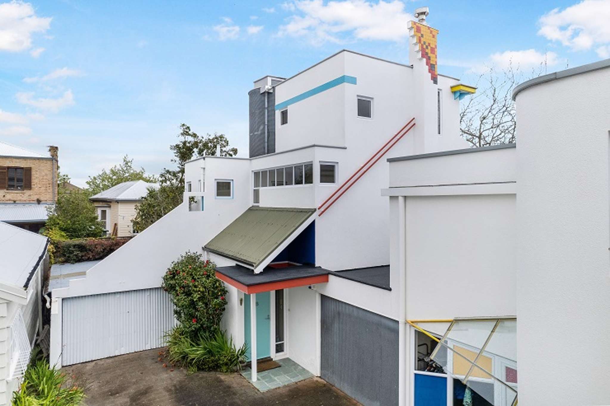 Best of the 80s: Architect’s ‘angst-ridden’ home up for grabs