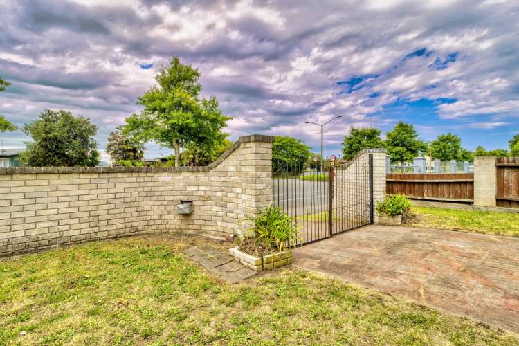 231 Flaxmere Avenue Flaxmere_15