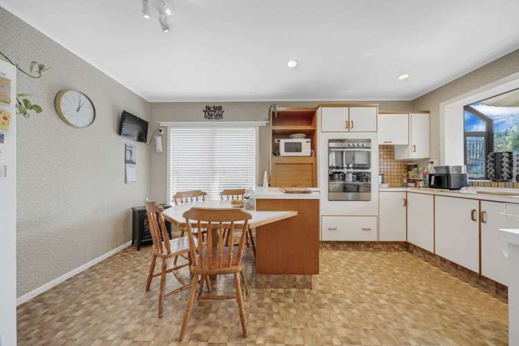 36 Estuary Road Weymouth_5