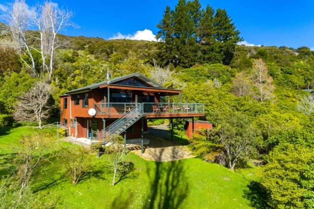 686 Moetapu Bay Road Anakiwa and Surrounds_1