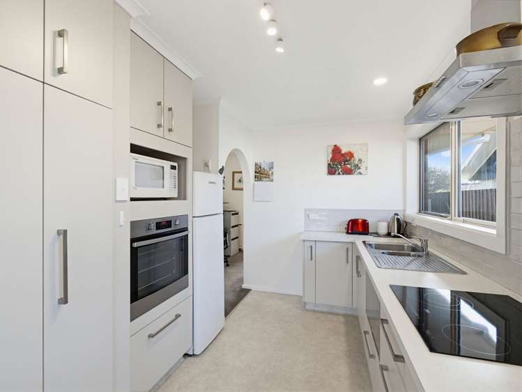 2/9 Lombard Place_1