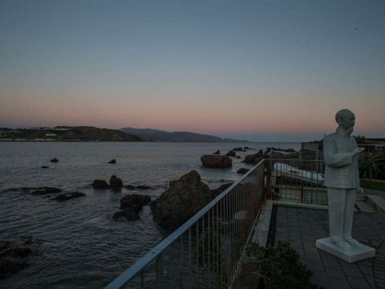 265 Queens Drive Lyall Bay_3