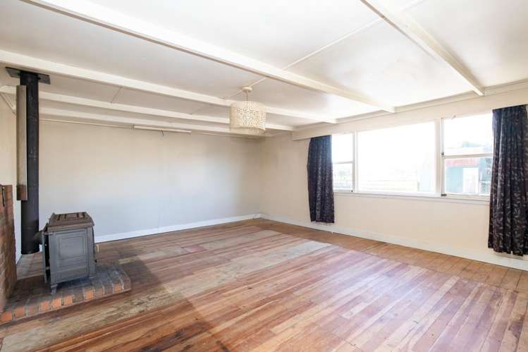 9 Front Miranda Road_3