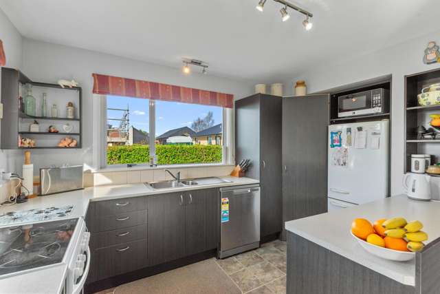 79 Weston Road Weston_2