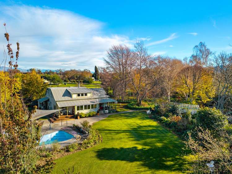 28 Bothams Bend Road Spring Creek_45