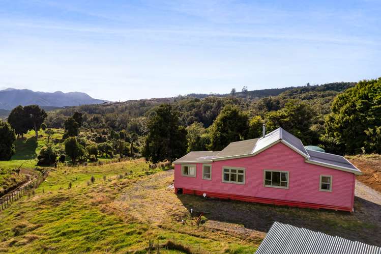 795 Dover Road Okato_16