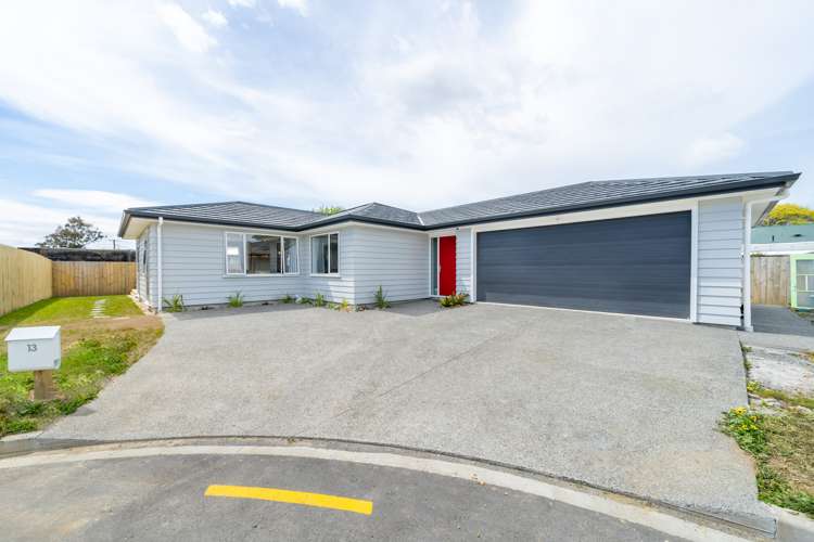 13 Poulson Grove Trentham_0