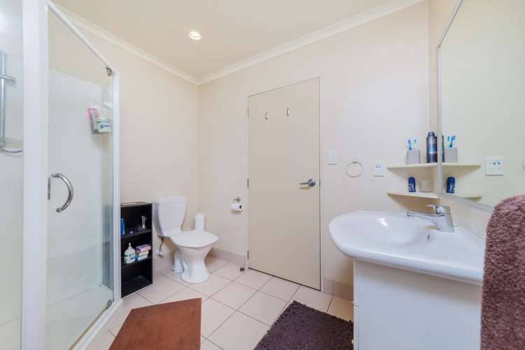 21/1 Piriti Drive Te Atatu Peninsula_5