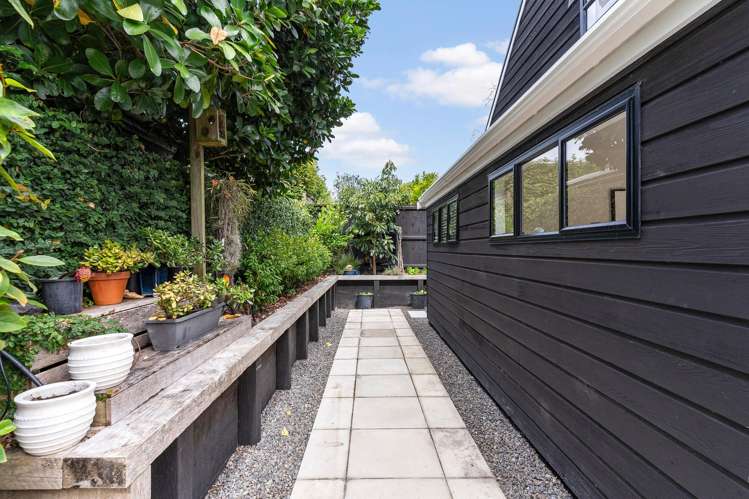 2/2 Lytton Street Devonport_20