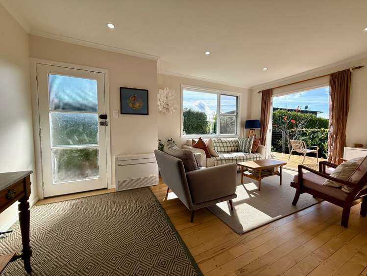 19 Lorenzen Bay Road Raglan_5