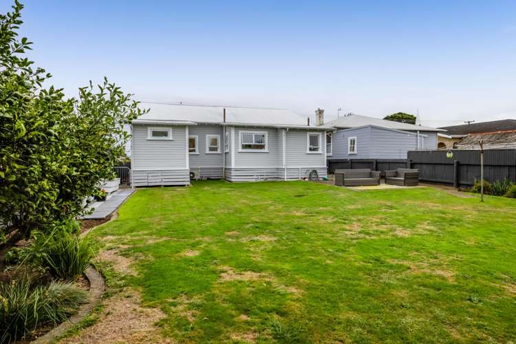 52 Argyle Street Hawera_23