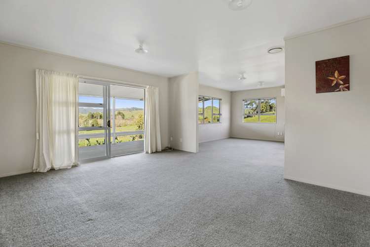 17 Waikaka Road Ohura_11