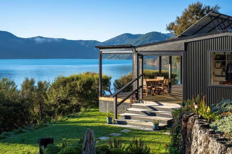 448 Tamuakawawe Bay Marlborough Sounds_4