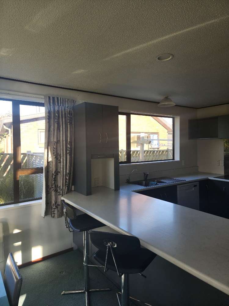 5 Raeburn Place Gore_12